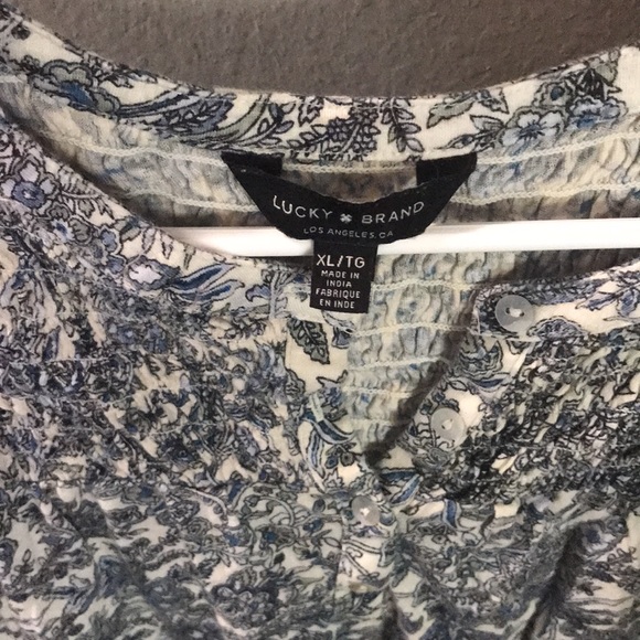 Set of 2 Lucky Brand Tees - Picture 5 of 6